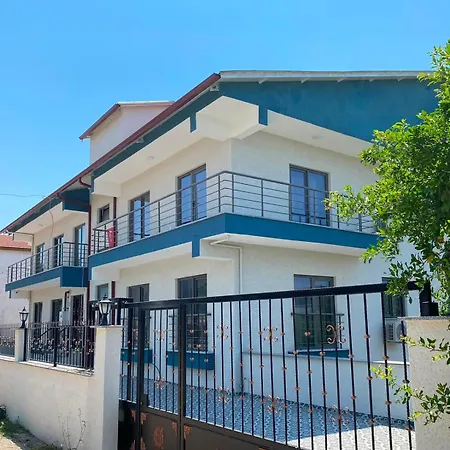 Geyikliden Guenbatimi Suites Ezine
